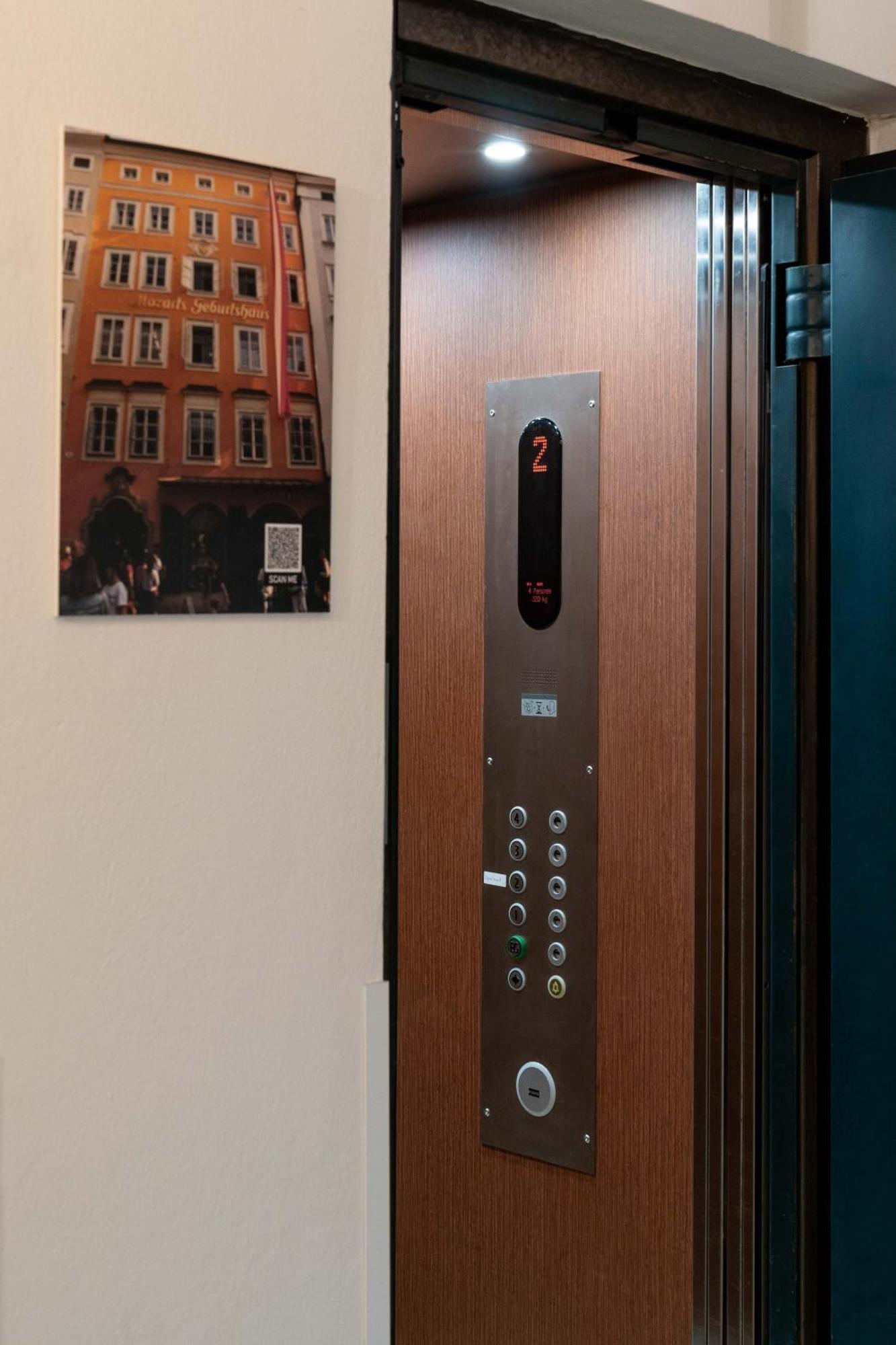 Altstadt-App. Domblick! سالزبورغ المظهر الخارجي الصورة